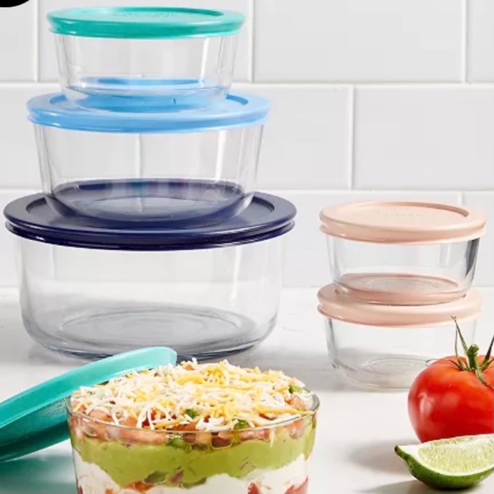 Pyrex 12 Piece Storage Set